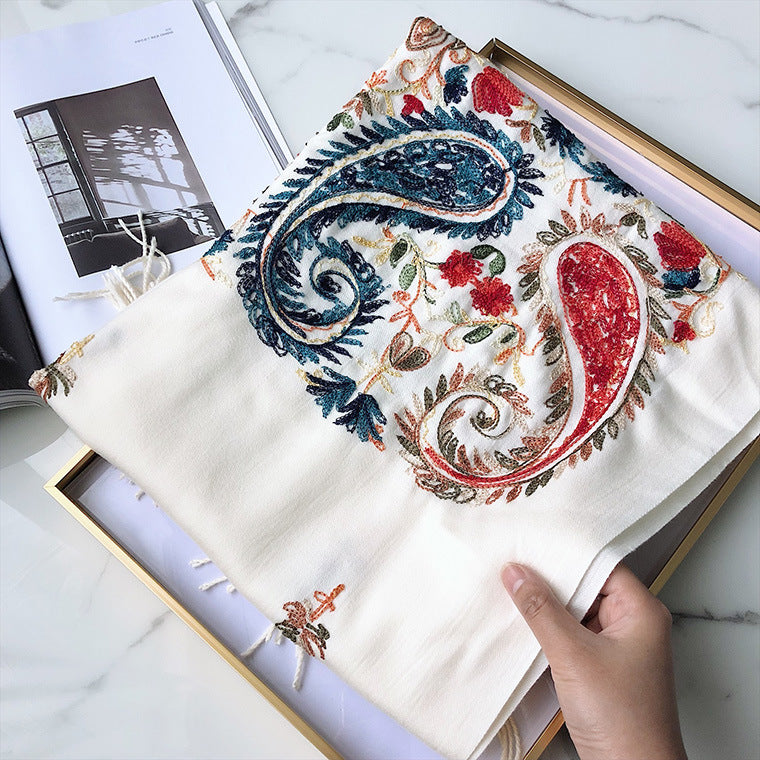 Retro Ethnic Cashmere Cotton Embroidery Scarf – Floral Oil Painting Design, 200x70cm