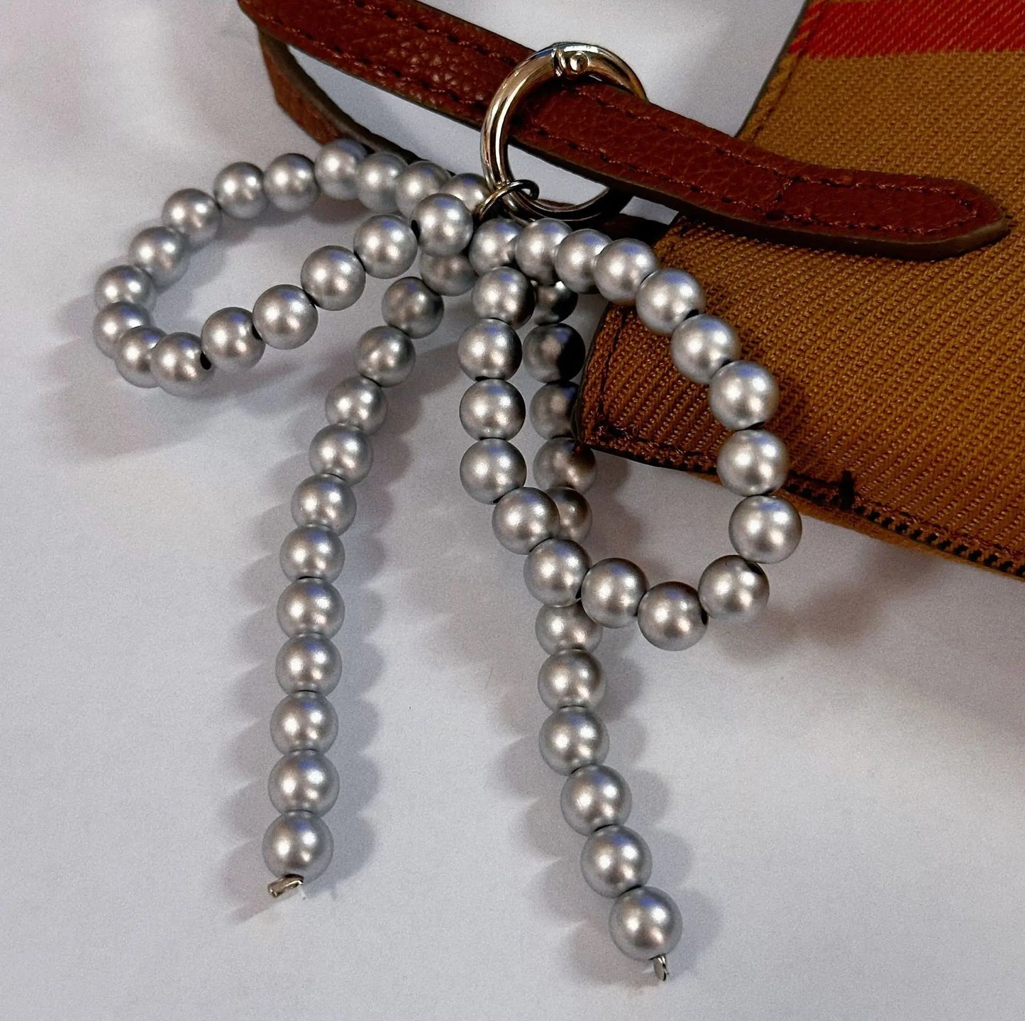 Korean Beaded Pearl Bowknot Keychain – Cute Bag Charm & Pendant Accessory for Women and Girls