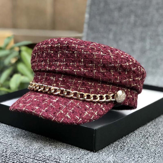 Simple & Versatile Tweed Flat Cap with Golden Chain Design - Short Brim, Flat Top Style