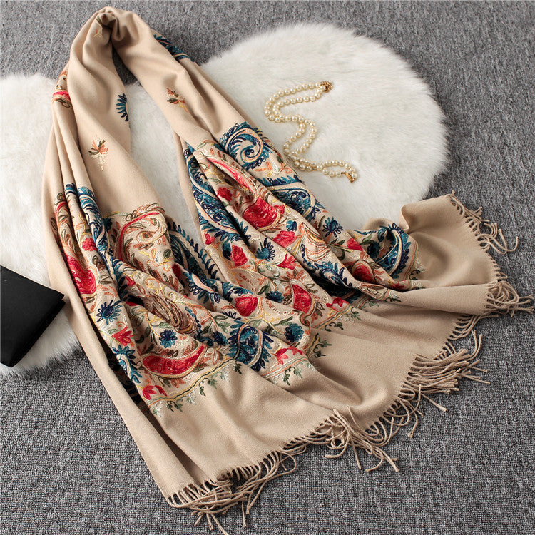 Retro Ethnic Cashmere Cotton Embroidery Scarf – Floral Oil Painting Design, 200x70cm