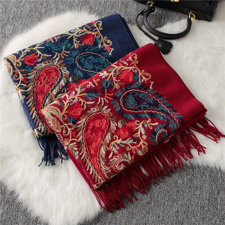 Retro Ethnic Cashmere Cotton Embroidery Scarf – Floral Oil Painting Design, 200x70cm