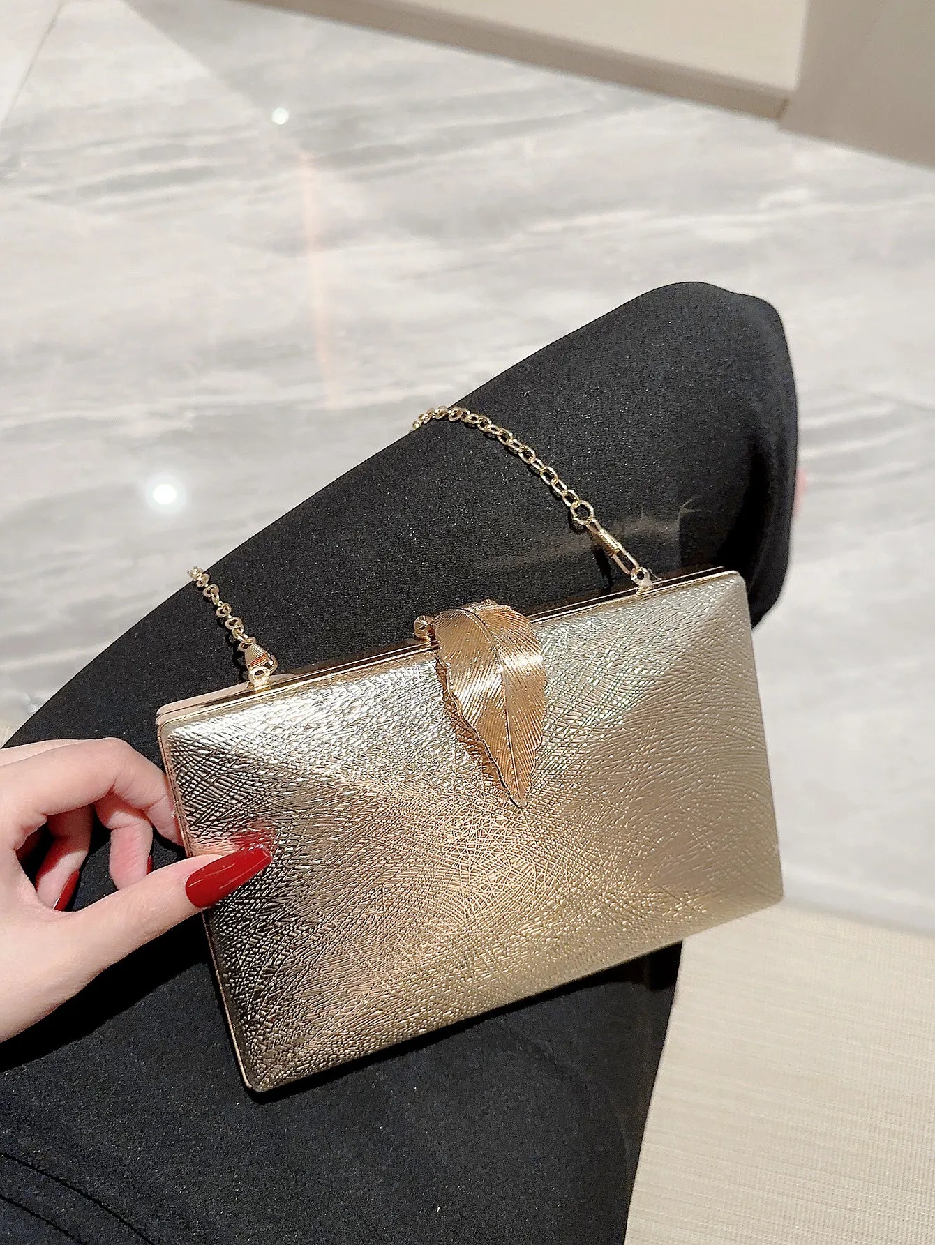 Women's Fashion Gold Leaf Buckle Box Dinner Bag Clutch Chain Bag Evening Bag Dress Bag Party Prom Clutch