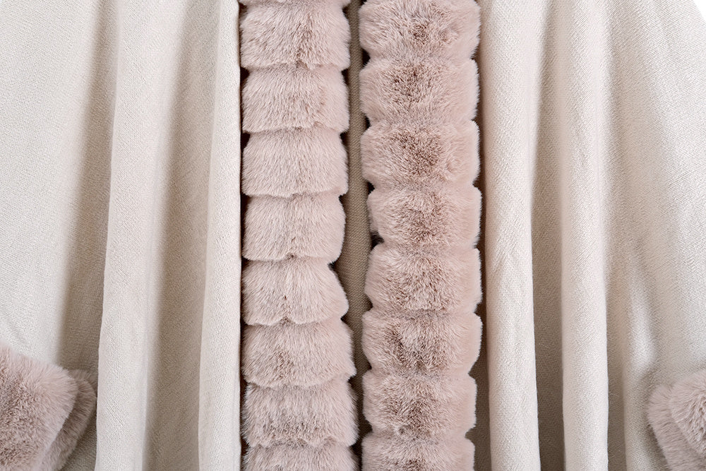 Classic Oversized Knit Coat with Artificial Rabbit Fur Collar – Elegant Pullover Cloak for Winter Warmth